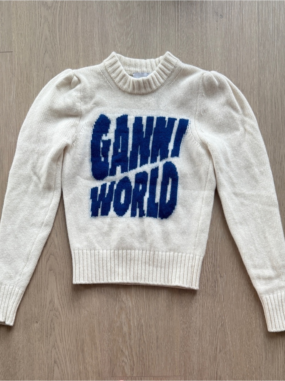 Ganni Off-White Crewneck Sweater with Bold Blue 'GANNI WORLD' Graphic